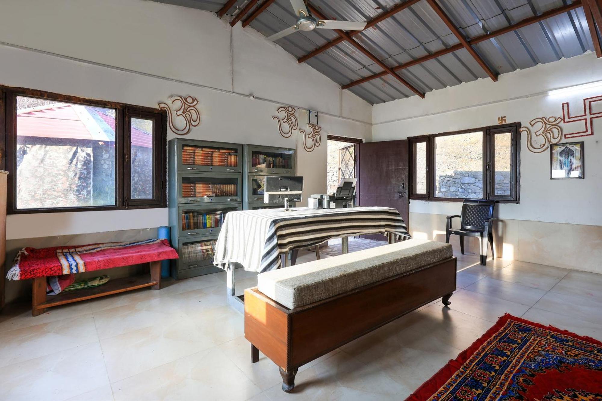 Ausy Wellness Premium Home Stay Bhowali Buitenkant foto